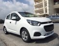 Chevrolet Spark  LS  2018 - Cần bán xe Chevrolet Spark đời 2018, 5 chỗ, xe gia đình, giảm mạnh tới 60 triệu/ Tháng 7 âm lịch + tặng kèm phụ kiện