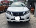 Nissan Navara 2017 - Bán xe Nissan Navara năm 2017, màu trắng, giá 585tr