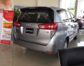 Toyota Innova E 2018 - Bán xe Toyota Innova E sản xuất 2018, màu bạc