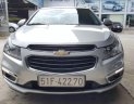 Chevrolet Cruze LT 1.6MT 2016 - Bán Chevrolet Cruze LT 1.6MT màu ghi bạc, số sàn, sản xuất 2016, biển Sài Gòn mẫu mới