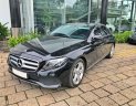 Mercedes-Benz E class E250 2017 - Bán xe Mercedes E250 đen 2017 chính hãng, trả trước 700 triệu nhận xe