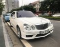 Mercedes-Benz E class E500 2004 - Cần bán lại xe Mercedes-Benz E Class đời 2004, màu trắng, giá 385 triệu nhập khẩu