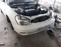 Daewoo Lanos 2002 - Cần bán Daewoo Lanos năm sản xuất 2002, màu trắng