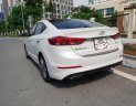 Hyundai Elantra 2017 - Bán ô tô Hyundai Elantra đời 2017, màu trắng, 670tr