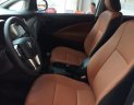 Toyota Innova E 2018 - Toyota Innova E mới 100% sản xuất năm 2018, có xe giao ngay