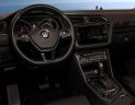Volkswagen Tiguan Highlight 2018 - Bán ô tô Volkswagen Tiguan Highlight năm sản xuất 2018, màu bạc, nhập khẩu nguyên chiếc