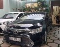 Toyota Camry 2.0E 2016 - Cần bán gấp Toyota Camry 2.0E năm 2016, màu đen số tự động giá cạnh tranh