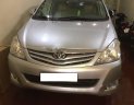 Toyota Innova G 2011 - Bán Toyota Innova G 2011, màu bạc xe gia đình