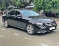 Mercedes-Benz E class E250 2017 - Bán xe Mercedes E250 màu đen 2017 chính hãng. Trả trước 700 triệu nhận xe ngay