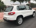 Volkswagen Tiguan 2009 - Bán xe Volkswagen Tiguan 2.0 sx 2009 màu trắng.