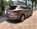 Hyundai Santa Fe   2.4AT 4WD    2018 - Bán Hyundai Santa Fe màu nâu, máy xăng, hai cầu bản đủ 2018