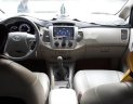 Toyota Innova 2015 - Bán Toyota Innova năm sản xuất 2015, màu bạc chính chủ