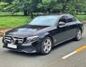 Mercedes-Benz E class  E250  2017 - Cần bán Mercedes E250 sản xuất năm 2017, màu đen như mới