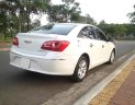 Chevrolet Cruze 2016 - Cần tiền nên bán em Chevrolet Cruze 2016 số tay, màu trắng ít đi