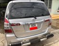 Toyota Innova G 2015 - Cần bán lại xe Toyota Innova G đời 2015, màu bạc số tự động