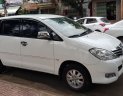 Toyota Innova G 2010 - Bán xe Toyota Innova G 2010 số sàn, màu trắng