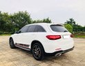 Mercedes-Benz GLC-Class  GLC-300 2017 - Cần bán lại xe Mercedes-Benz GLC-300 đời 2017 màu trắng, giá chỉ 2 tỷ 121 triệu