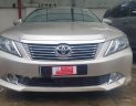 Toyota Camry  2.0E   2014 - Bán Camry 2.0E số tự động, năm, màu nâu vàng, xe chạy 40.000km