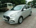 Hyundai Grand i10 2017 - Bán xe Hyundai Grand i10 1.2 MT CKD 2017, màu bạc, xe còn mới 99%. LH: 0984545919 Ms: Cẩm