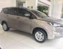 Toyota Innova 2.0E 2018 - Cần bán Toyota Innova 2.0E sản xuất năm 2018, màu xám, giá chỉ 743 triệu