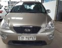 Kia Carens S 2.0MT 2015 - Bán Kia Carens S 2.0MT, màu vàng cát, sản xuất 2015 biển Sài Gòn đi 67000km