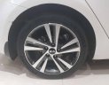 Kia Cerato  1.6 2017 - Bán Kia Cerato đời 2017, màu trắng