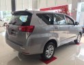 Toyota Innova E 2018 - Bán Toyota Innova E đời 2018, màu bạc