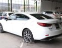 Mazda 6 2.5AT 2017 - Cần bán Mazda 6 2.5AT sản xuất 2017, màu trắng, giá tốt