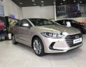 Hyundai Elantra 2018 - Bán Hyundai Elantra đời 2018, màu vàng. Giao ngay