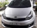 Kia Rio 2017 - Gia đình bán lại xe Kia Rio sản xuất 2017, màu trắng