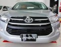 Toyota Innova  E 2018 - Cần bán xe Toyota Innova E sản xuất năm 2018, màu bạc, giá tốt