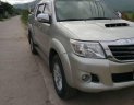 Toyota Hilux   2011 - Cần bán lại xe Toyota Hilux năm 2011, màu bạc, số sàn, giá chỉ 470 triệu