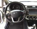 Kia Rio 2016 - Bán Kia Rio, nhập Hàn Quốc, số tự động, màu trắng, Sx cuối 2016