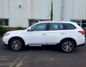 Mitsubishi Outlander CVT 2.0  2018 - Bán Mitsubishi Outlander 2.0 CVT 2018, màu trắng, giá tốt nhất, xe giao ngay