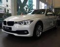 BMW 3 Series  320i   2018 - Cần bán xe BMW 320i đời 2018, màu trắng