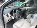 Toyota Innova G 2014 - Mình bán Toyota Innova G 2014 số tự động, màu bạc xe đẹp zin nguyên