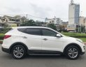 Hyundai Santa Fe SE 3.3 AT AWD 2016 - Bán Santa Fe 2016 CDI máy dầu số tự động 100km 8 lít. Màu trắng, hàng full đủ đồ