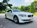 BMW 5 Series  520i 2013 - Bán BMW 520i đời 2013, màu trắng