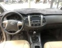 Toyota Innova   2015 - Cần bán xe Toyota Innova năm sản xuất 2015, màu vàng, giá 555tr