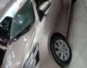 Toyota Vios E 2016 - Cần bán lại xe Toyota Vios E sản xuất 2016, màu bạc số sàn, giá tốt