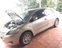 Toyota Vios   2010 - Cần bán lại xe Toyota Vios đời 2010, màu bạc