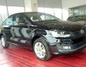 Volkswagen Polo 2016 - Bán xe Volkswagen Polo sản xuất năm 2015, màu đen, xe nhập