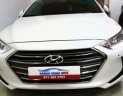 Hyundai Elantra  2.0 AT  2017 - Cần bán lại xe Hyundai Elantra 2.0 AT năm sản xuất 2017, màu trắng  