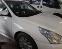 Nissan Teana 2010 - Bán ô tô Nissan Teana đời 2010, màu trắng, xe nhập chính chủ  