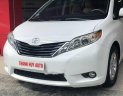 Toyota Sienna 2010 - Bán Toyota Sienna năm sản xuất 2010, màu trắng xe gia đình