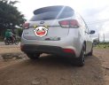 Kia Rondo   2017 - Cần bán lại xe Kia Rondo đời 2017, màu bạc như mới