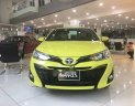 Toyota Yaris   2018 - Bán Toyota Yaris đời 2018, màu vàng