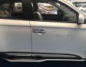 Mitsubishi Outlander  2.0 CVT 2018 - Bán ô tô Mitsubishi Outlander đời 2018, màu trắng