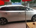 Kia Rondo 1.7AT 2015 - Bán Kia Rondo 1.7AT sản xuất năm 2015, màu bạc xe gia đình 