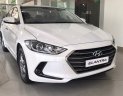 Hyundai Elantra 1.6 MT 2018 - Bán Hyundai Elantra 1.6MT màu trắng xe có sẵn giao ngay, hỗ trợ vay trả góp đến 90% lãi suất ưu đãi. LH: 0903175312